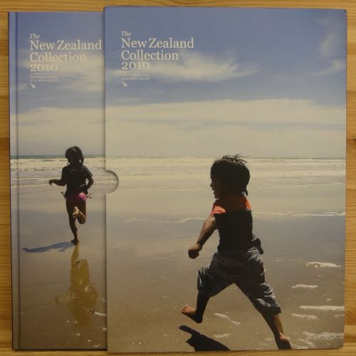 Neuseeland Jahreskollektion 2010 postfrisch im Hardcover/ Kassette #OM547