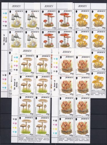 Jersey 639-643 postfrisch als 8er Blöcke Eckrand, Pilze #OM633
