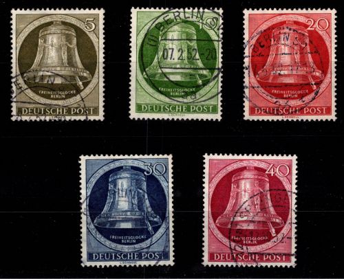 Berlin 82-86 gestempelt