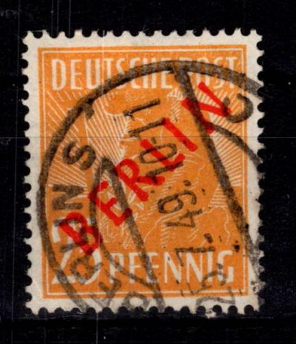 Berlin 27 gestempelt #DEO71