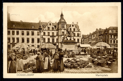 AK Düsseldorf Wochenmarkt vor altem Rathaus, Jan-Wellem-Denkmal 1926 gebraucht #IN743