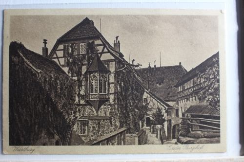 AK Eisenach Wartburg - Erster Burghof gebraucht #PD905