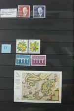 Island gute Sammlung ab Klassik - 20016 im 2 Einsteck-Alben und Mappe #AAC38