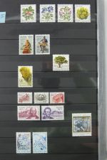 Island gute Sammlung ab Klassik - 20016 im 2 Einsteck-Alben und Mappe #AAC38