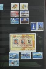 Island gute Sammlung ab Klassik - 20016 im 2 Einsteck-Alben und Mappe #AAC38