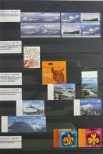 Island gute Sammlung ab Klassik - 20016 im 2 Einsteck-Alben und Mappe #AAC38