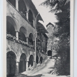 AK Friesach Petersberg, Romanischer Hof ungebraucht #PJ970