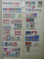 Alle Welt Sammlung alle Welt mit viel Material im Einsteckalbum #LX977