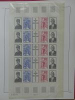 Frankreich ca. ab 1946 dual besammelt im Safe Binder #LY578