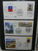 Frankreich und Gebiete FDCs ab 2002 besammelt im Ringbinder #LY693