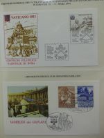 Motiv Papstreisen Briefe bzw FDCs im Lindner Album #LZ044