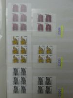 BRD Bund Dauerserien mit ca. 245 € Nominale im Einsteck Album #LZ298