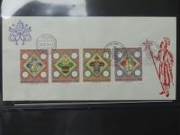Motiv Papst mit FDCs und ** Marken der Länder im Einsteck-Album #LZ366