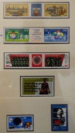 DDR ab Anfängen postfrisch bis 1984 besammelt in 5 Lindner Alben #LZ999