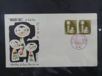 Japan Sammlung der FDCs in 6 Bindern auf selbstgestalteten Seiten #MA095