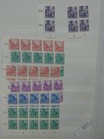 DDR Paare, Dienstmarken und Bogenteile im Einsteck Album #MA263