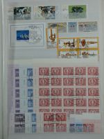 DDR Sammlungsartiges Lager mit Marx Blöcken in 2 Einsteckalben #MA326