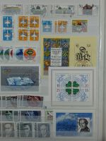 DDR Sammlungsartiges Lager mit Marx Blöcken in 2 Einsteckalben #MA326