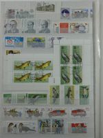 DDR Sammlungsartiges Lager mit Marx Blöcken in 2 Einsteckalben #MA326