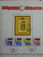 DDR Sammlungsartiges Lager mit Marx Blöcken in 2 Einsteckalben #MA326