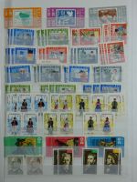 DDR Sammlungsartiges Lager mit Marx Blöcken in 2 Einsteckalben #MA326