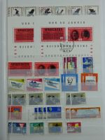 DDR Sammlungsartiges Lager mit Marx Blöcken in 2 Einsteckalben #MA326