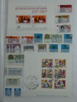 DDR Sammlungsartiges Lager mit Marx Blöcken in 2 Einsteckalben #MA326