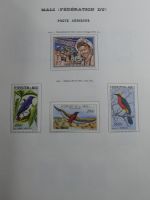 Weltweit Zwei Schwarten mit deut. Gebieten, franz. Kolonien usw. in Binde #MA461