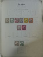 Weltweit Zwei Schwarten mit deut. Gebieten, franz. Kolonien usw. in Binde #MA461