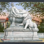 AK Düsseldorf Kriegerdenkmal im Hofgarten, coloriert 1917 gebraucht #IN766