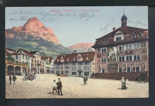Auto Oldtimer Ansichtskarte Schweiz Schwyz Rathaus u grossser Mythen Pasing