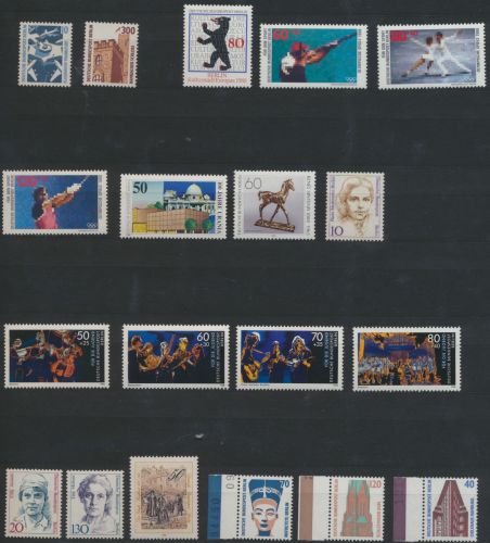 Berlin kompletter Jahrgang 1988 798-829 postfrisch Kat.-Wert 73,20
