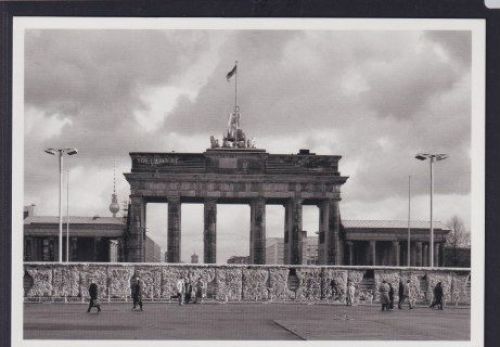 Ansichtskarte Berlin Brandenburger Tor Die Mauer ist durchlöchert Februar 1990