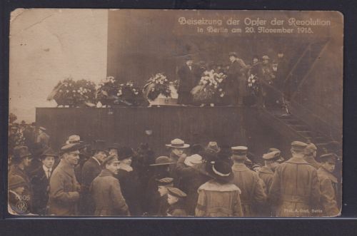 Ansichtskarte Revolution Novemberrevolution Berlin 20.11.1918 Opfer Beisetzung