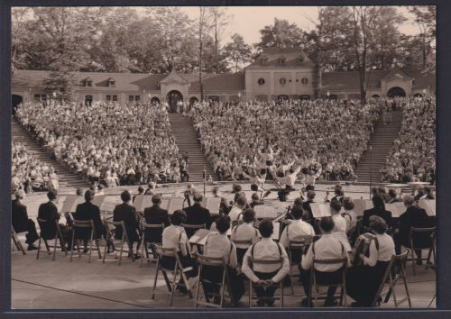 Ansichtskarte Dresden Freilichtbühne Junge Garde Großer Garten Konzert Turnen