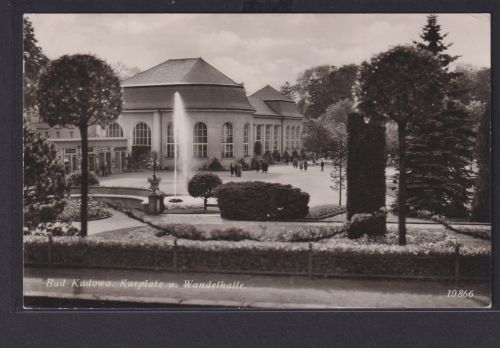 Ansichtskarte Bad Kudowa Kurplatz Wandelhalle Schlesien nach Magdeburg
