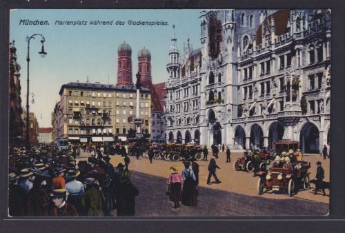 Ansichtskarte München Marienplatz Glockenspiel Menschenansammlung Oldtimer