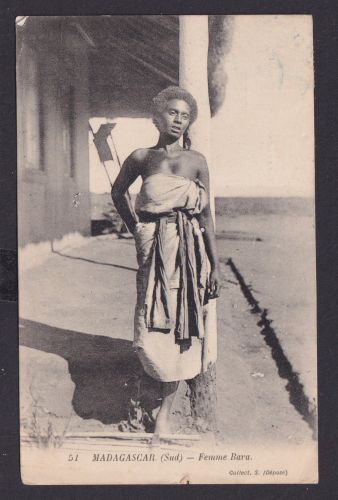 Frankreich Kolonien Madagaskar Ansichtskarte Femme Bara n Maesteg Großbritannien