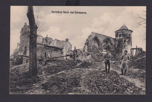 Ansichtskarte Soissons Frankreich Soldaten Zerstörte Häuser 1. Weltkrieg