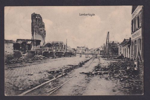 Ansichtskarte Lombartzyde Belgien Feldpost I.Weltkrieg Zerstörter Strassenzug