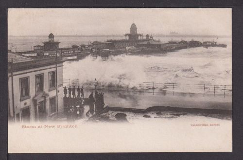 Ansichtskarte Storm at New Brighton England Großbritannien