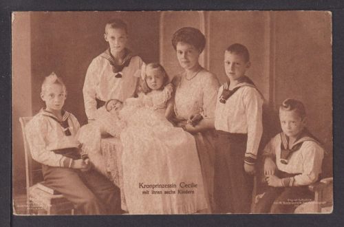Ansichtskarte Adel Monarchie Kronprinzessin Cecilie mit ihren sechs Kindern