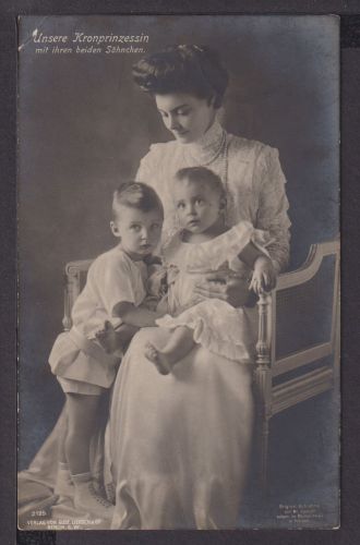 Ansichtskarte Adel Monarchie Kronprinzessin mit Söhnen Lüneburg Niedersachsen