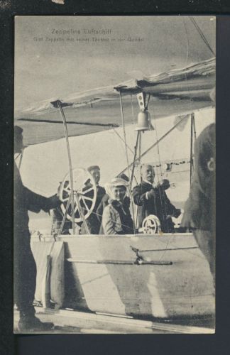 Ansichtskarte Zeppelin Graf Zeppelin mit Tochter in der Gondel