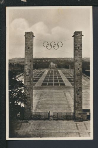 Sport Ansichtskarte Berlin Olympia Reichssportfeld Blick durch das Osttor