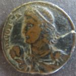 Römische Münze Constans 333-350 Maiorina RS: Gefangener wird aus Hütte geschlept