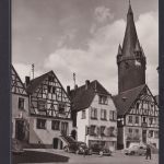Ansichtskarte Ottweiler Rathausplatz Fachwerkhäuser Kirchenturm Oldtimer Autos