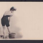 Ansichtskarte Künstlerkarte Junge Dame Bad Füsse Edition Panorama De Paris