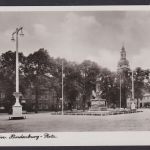 Ansichtskarte Genthin Sachsen Anhalt Hindenburg Platz Denkmal Verlag Christel