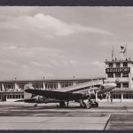 Flugpost Ansichtskarte Flughafen Düsseldorf Flughafen der Wirtschaft an Rhein